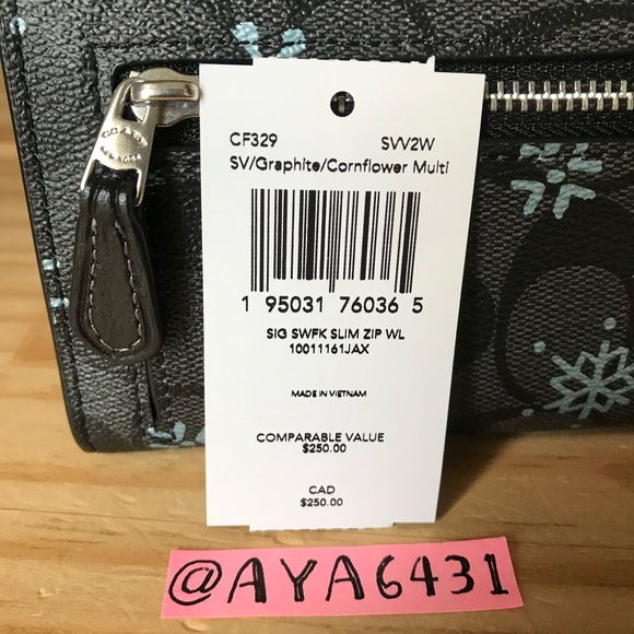 Coach Wallet🎈🎈 - Picture 7 of 8